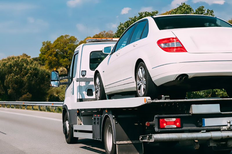 Towing-Truck-Near-Me-Secure-Flatbed-Towing Towing Truck Near Me