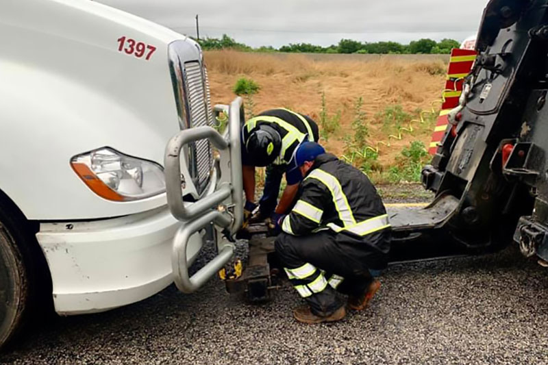 Professional-Truck-Towing-Odessa-Team-America-Towing-Heavy-Duty-Towing Professional Truck Towing Odessa Team American Towing